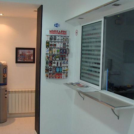 Hostal Jq Madrid 1 Ngoại thất bức ảnh