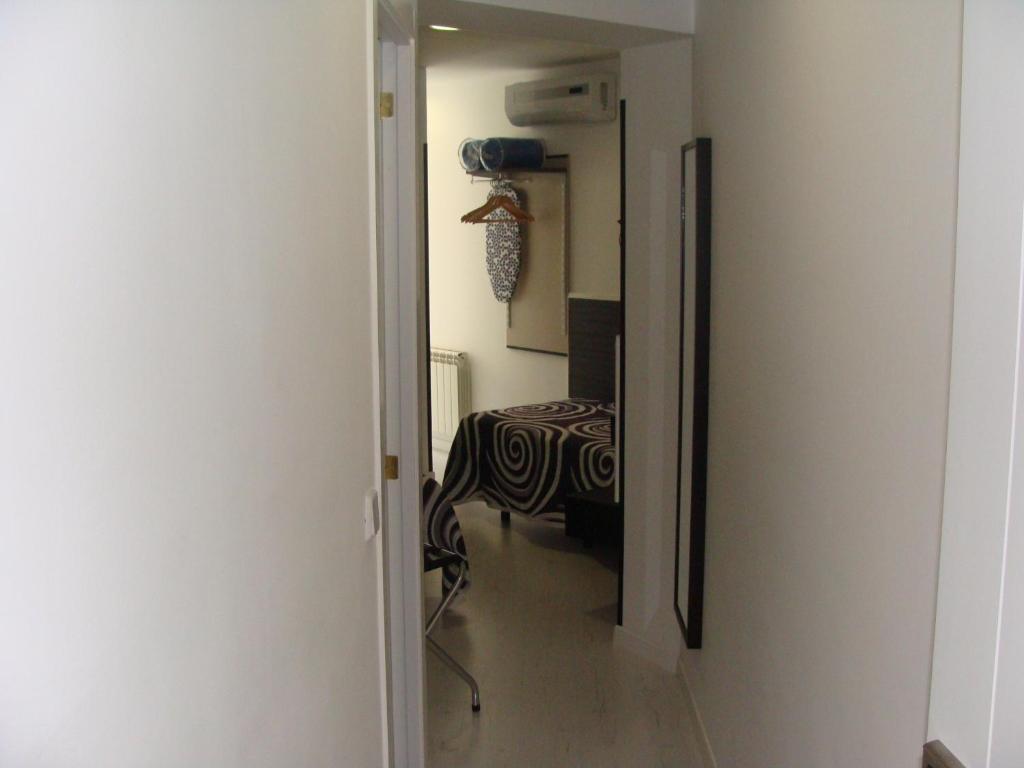 Hostal Jq Madrid 1 Ngoại thất bức ảnh