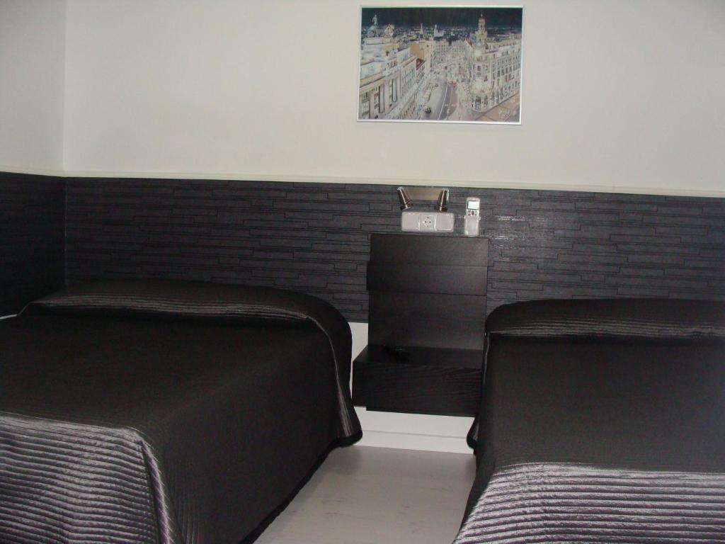 Hostal Jq Madrid 1 Ngoại thất bức ảnh