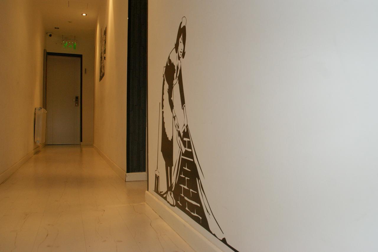 Hostal Jq Madrid 1 Ngoại thất bức ảnh