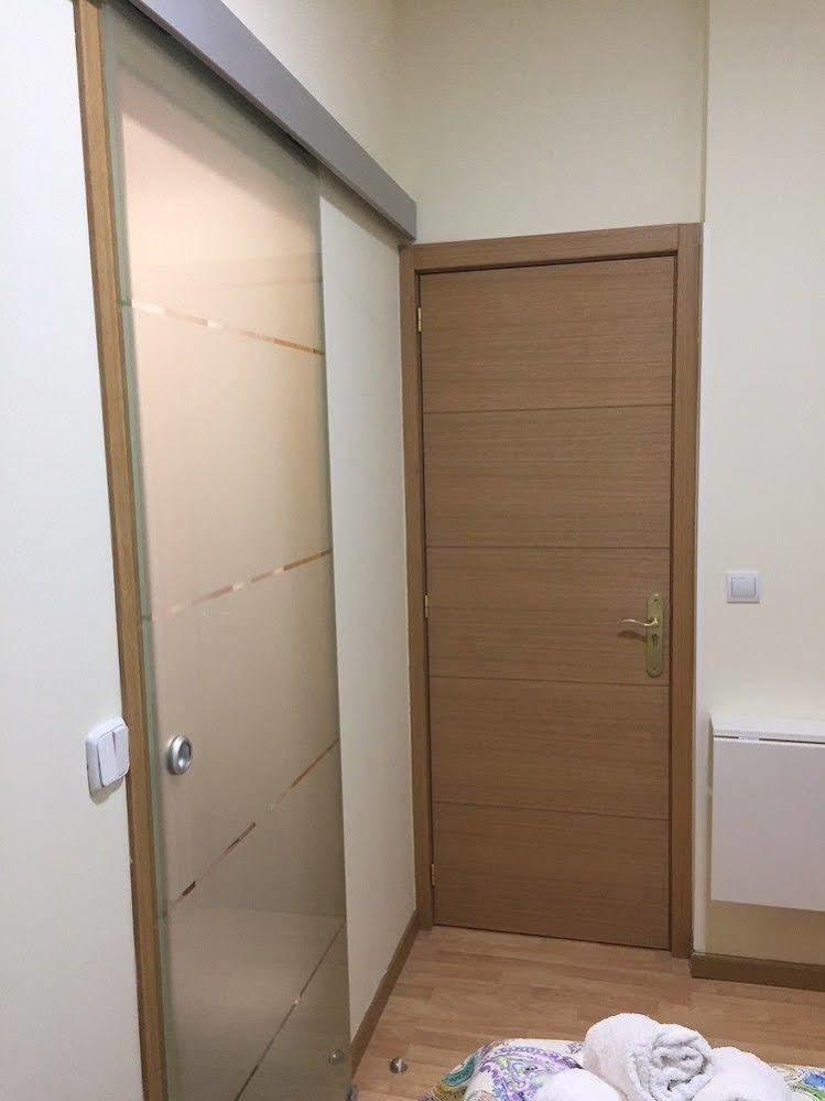 Hostal Jq Madrid 1 Ngoại thất bức ảnh